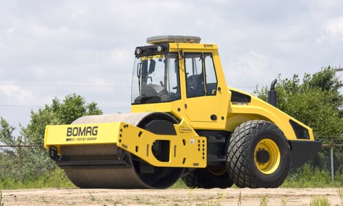 Дорожный каток Bomag BW 214 D-5