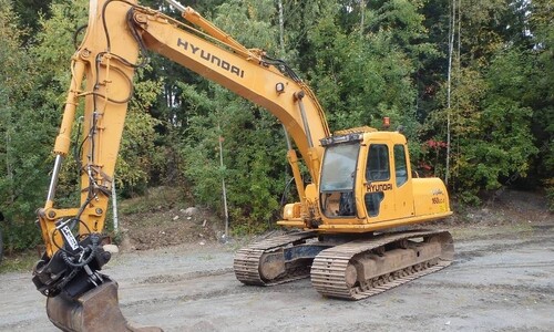 Гусеничный экскаватор Hyundai R 160LC-3