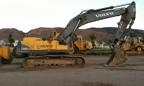 Гусеничный экскаватор Volvo EC460C  BLC