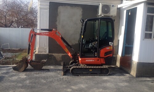 Мини-экскаватор гусеничный Kubota KX019-4