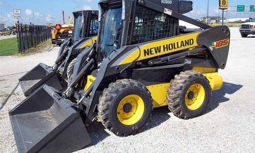 Минипогрузчик New Holland L185